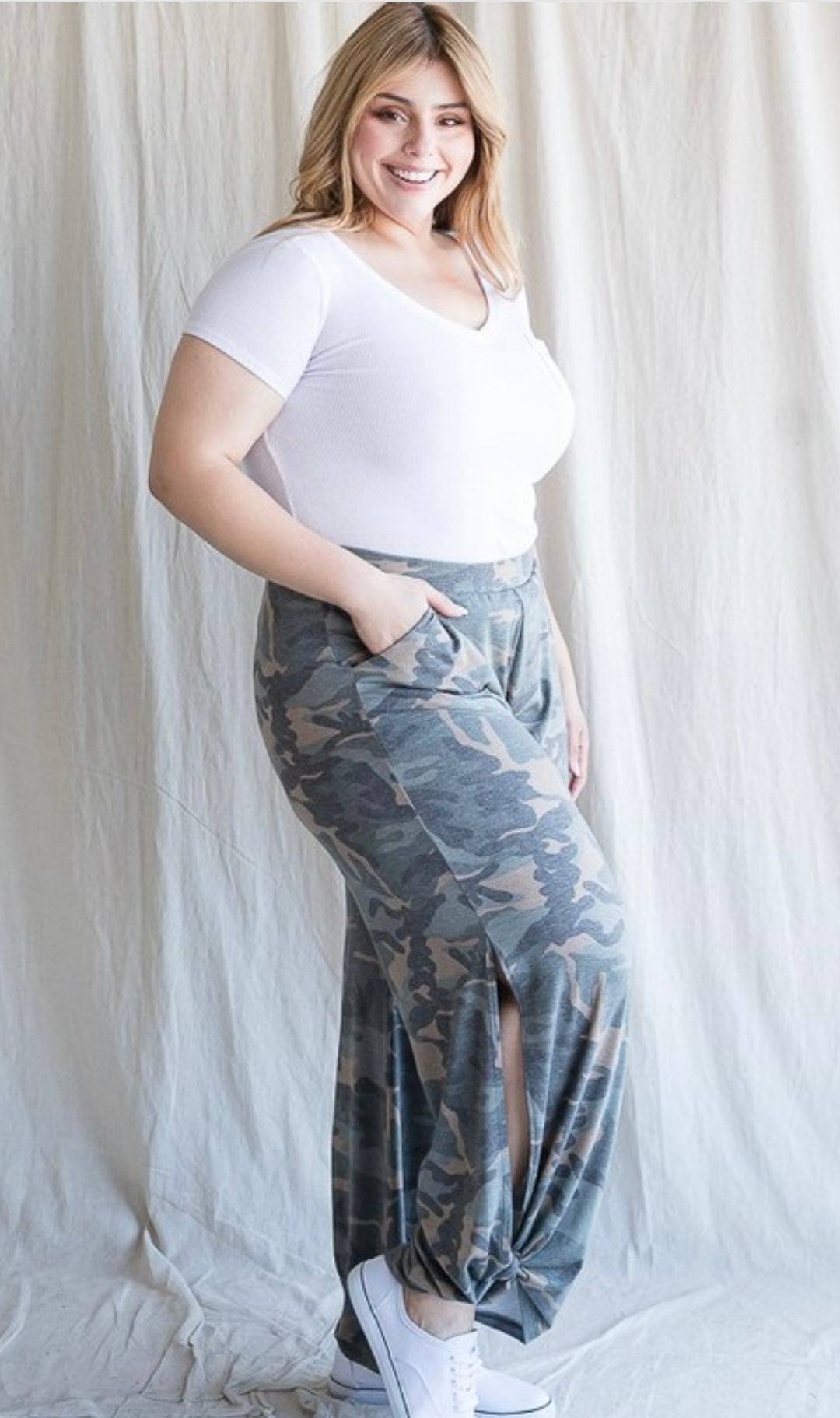 Curvy Camo Split Side Pants – BeBOLD Chic —The Body Positive Boutique